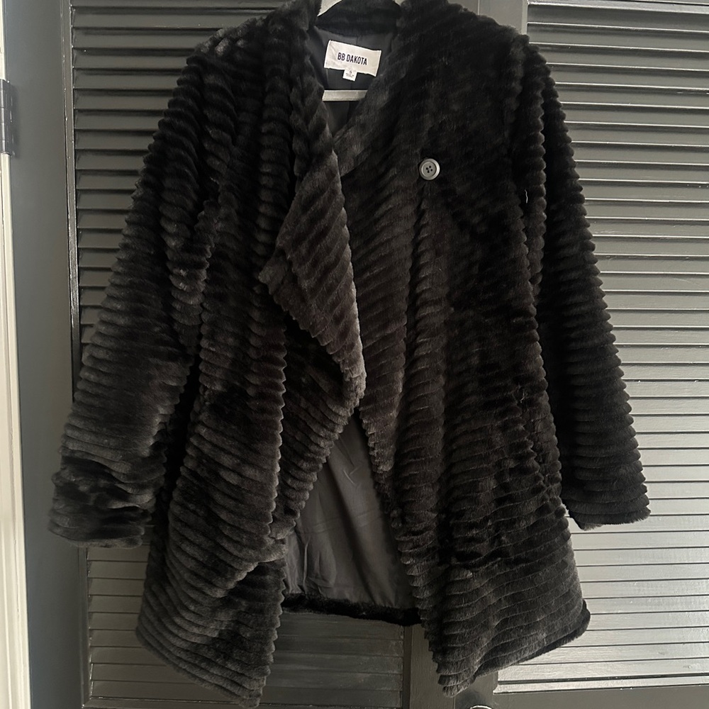 BB Dakota Women's Plush Black Teddy Jacket